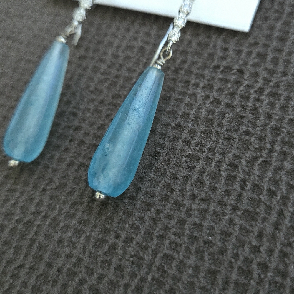 Iris & Lily Blue💙 Teardrop💧Gemstone Earrings - Picture 5 of 14